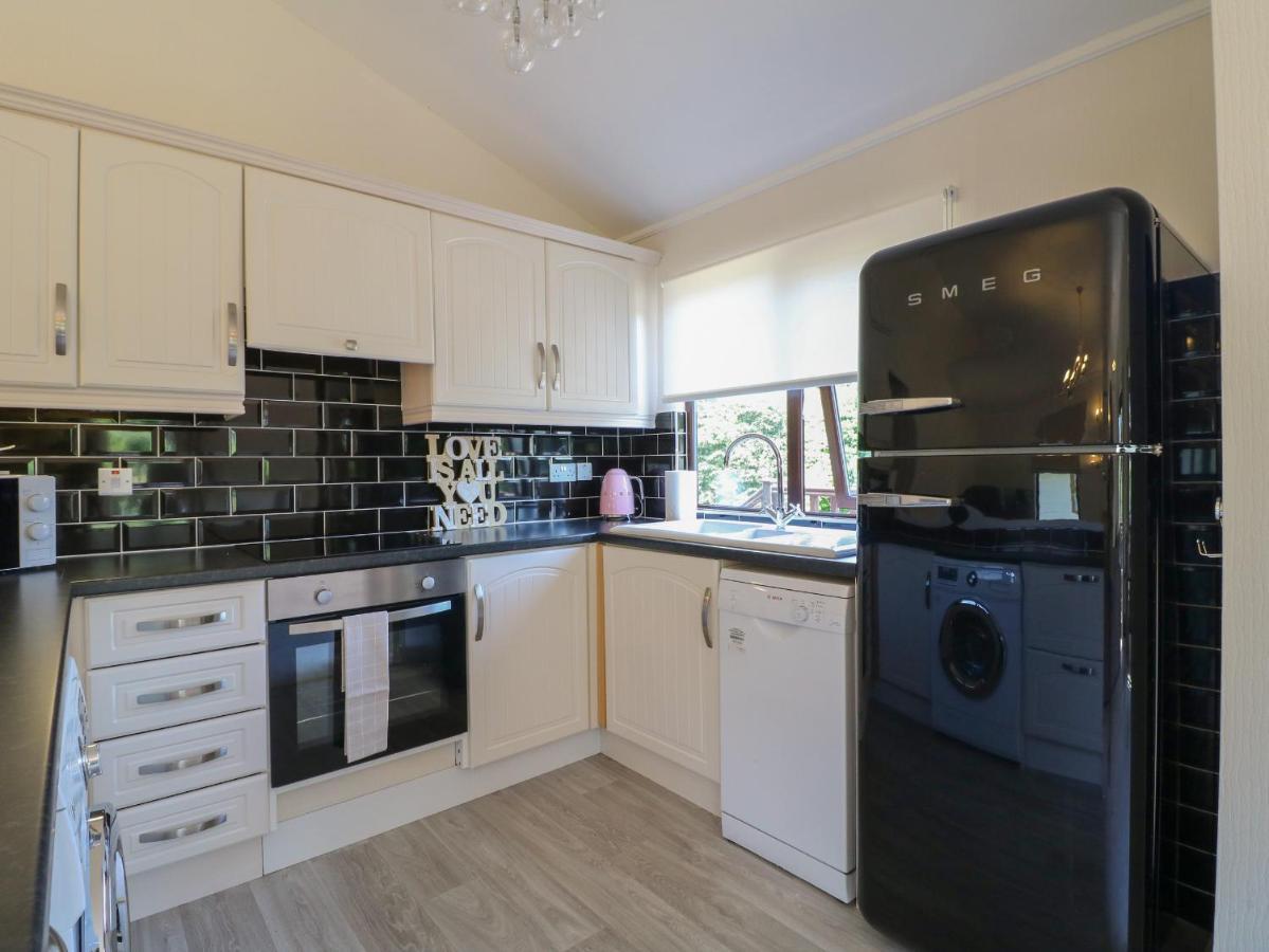 27 Brocklehurst * Oakham