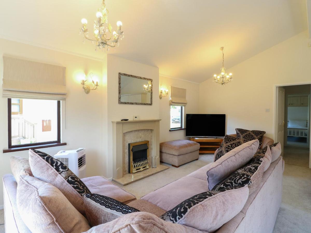 27 Brocklehurst Holiday home